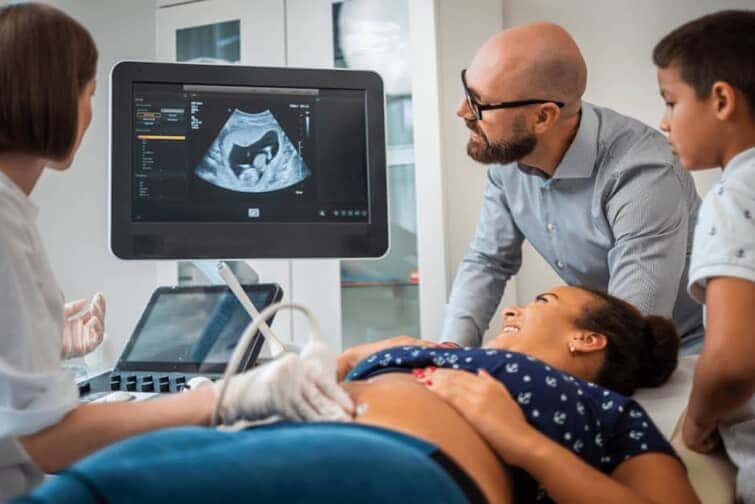 妊婦の超音波検査