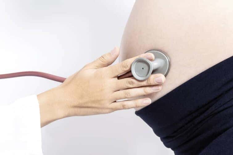 胎動が少ないのは危険 病院へ行くべき異変と3つの対処法を紹介
