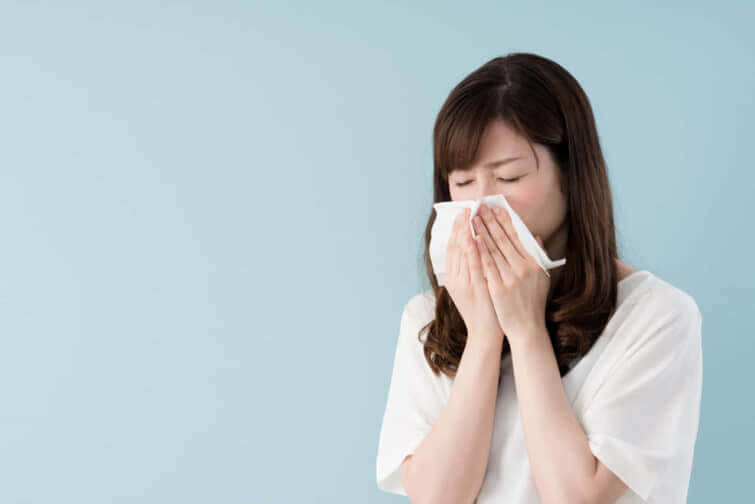 妊娠超初期の鼻水の原因は？｜風邪か妊娠か見極める方法や対策を解説！