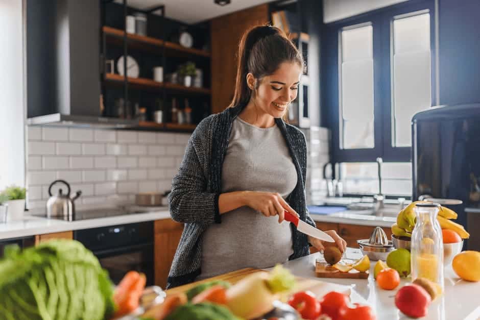 妊娠中期の食事は何に注意すべき？とくに大切な栄養素や食べ方のコツも紹介