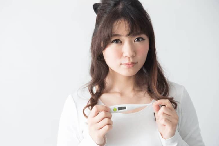 妊娠初期の お腹の張り 症状と対処法 腰痛についても紹介 妊娠初期の お腹の張り 症状と対処法 腰痛についても紹介