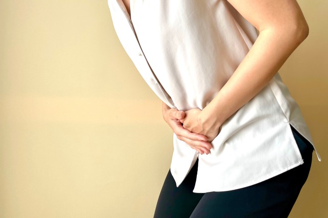 生理がきそうでこない 下腹部痛は妊娠の前触れ 先輩ママの体験談も紹介