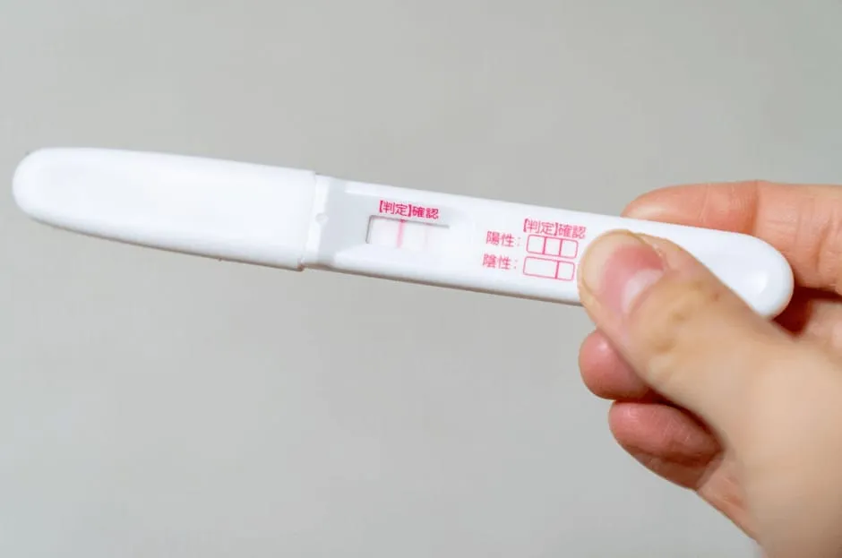 陽性反応の結果が出た妊娠検査薬
