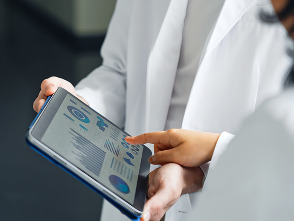 自閉症遺伝子検査｜本人の診断・両親のリスク・次子の再発リスクを評価