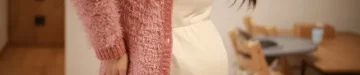 腰に痛みを感じる妊婦